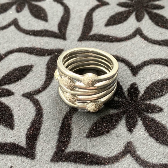925 Sterling Silver Ring - Picture 5 of 7